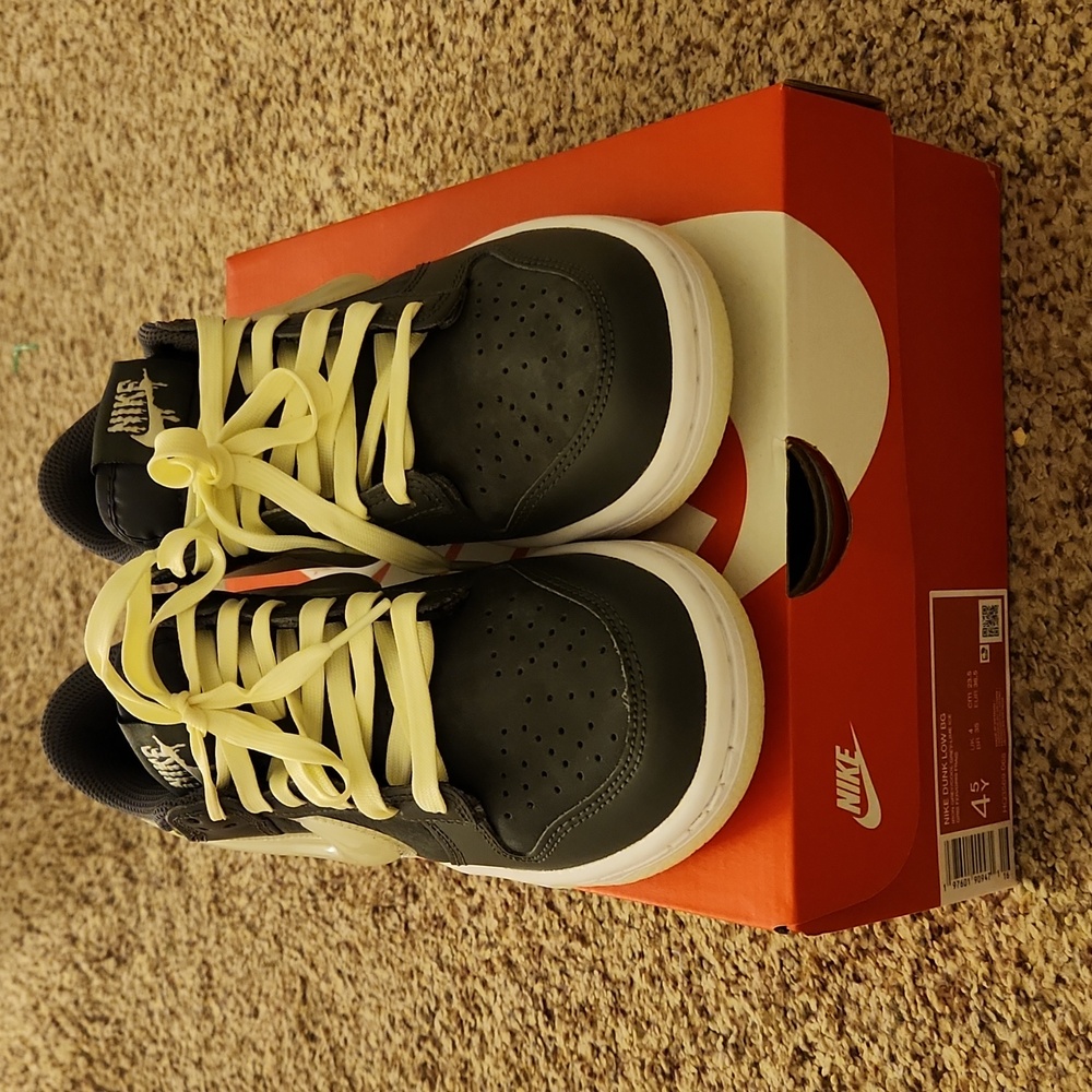 New Nike Kids 4.5Y Dunk Low Grey Lime Sneakers